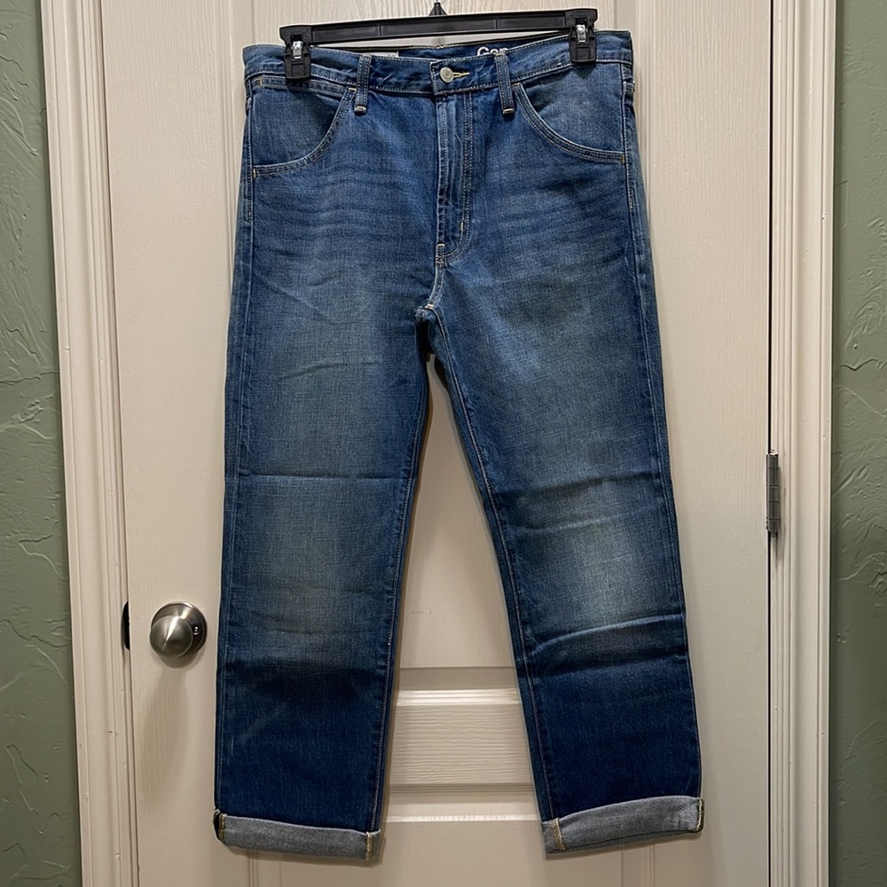 GAP Authentic Boyfriend Jeans sz 28 Like New